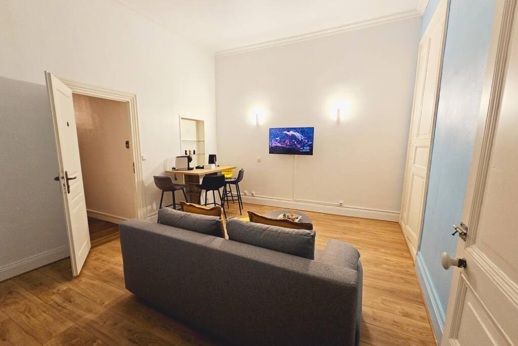 Apartamento Elegencia-t2 De Charme-hyper Centre-fibre *